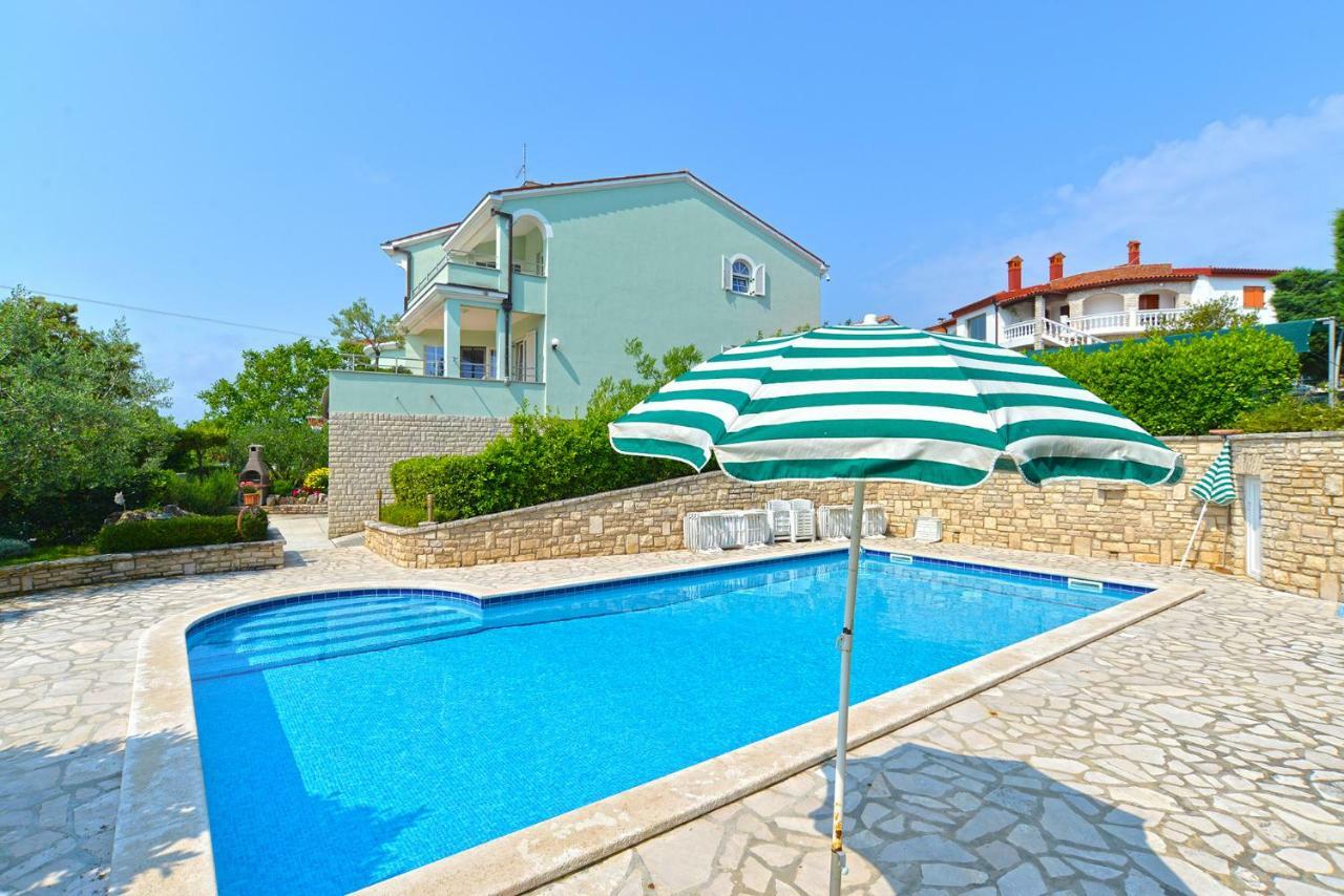 Pool Apartments 624 Pula Exterior photo
