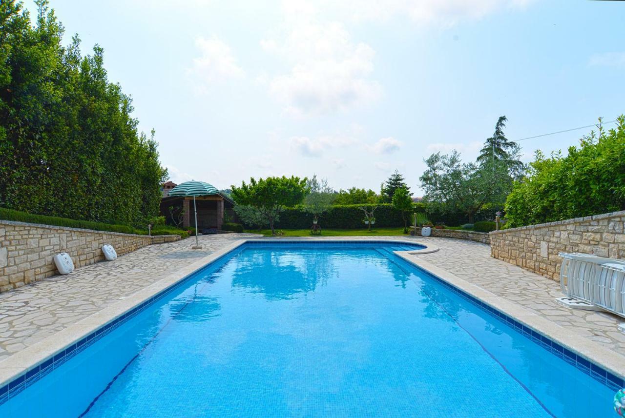 Pool Apartments 624 Pula Exterior photo